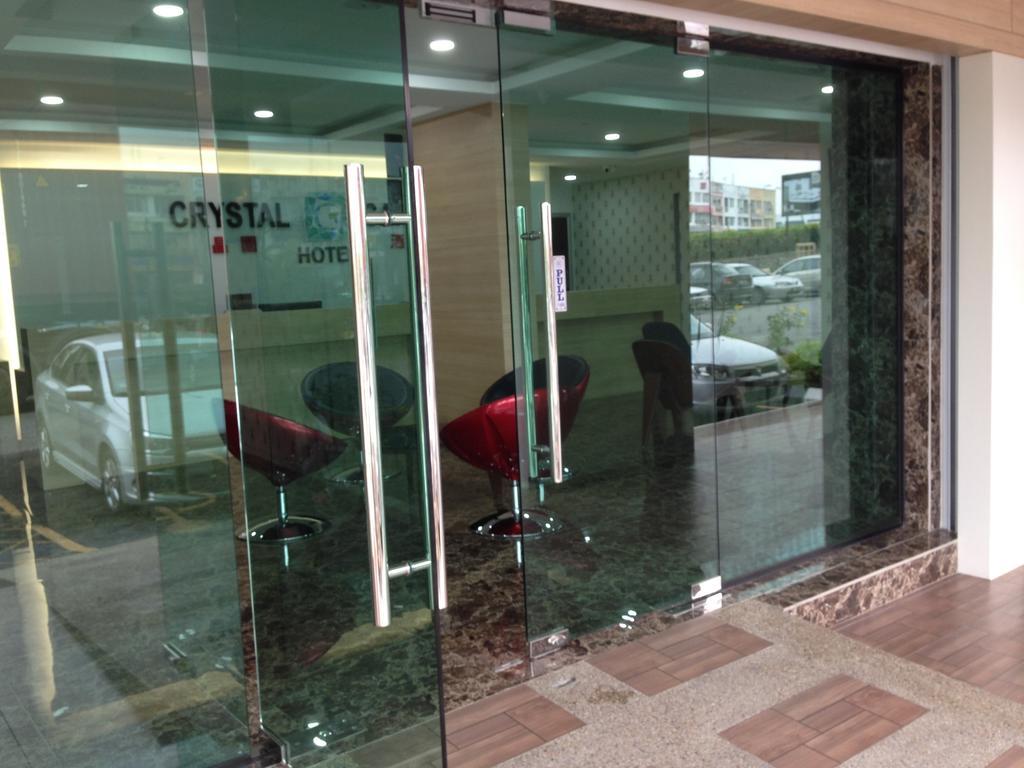 Crystal Garden Hotel Seri Kembangan Exterior foto