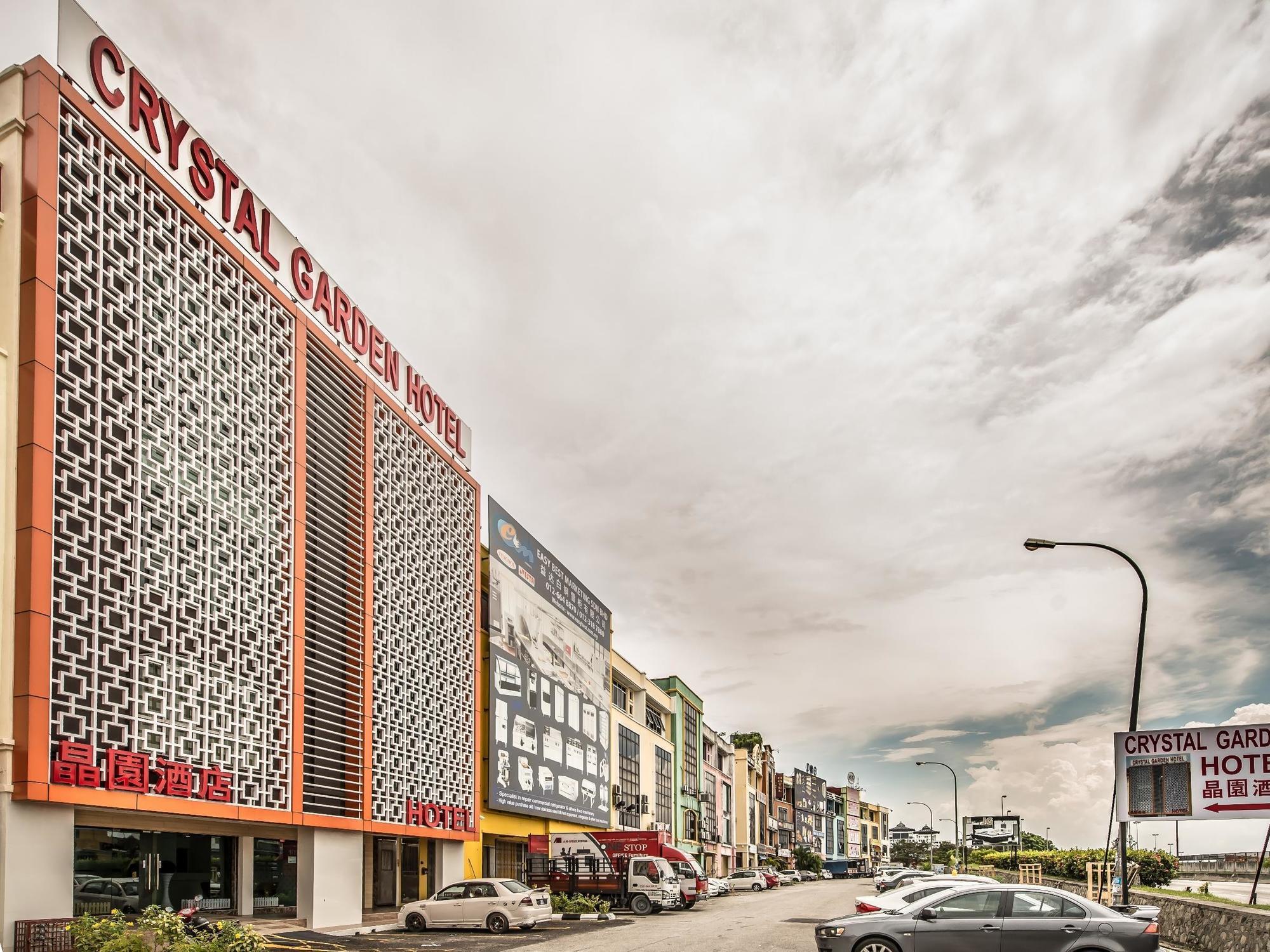 Crystal Garden Hotel Seri Kembangan Exterior foto