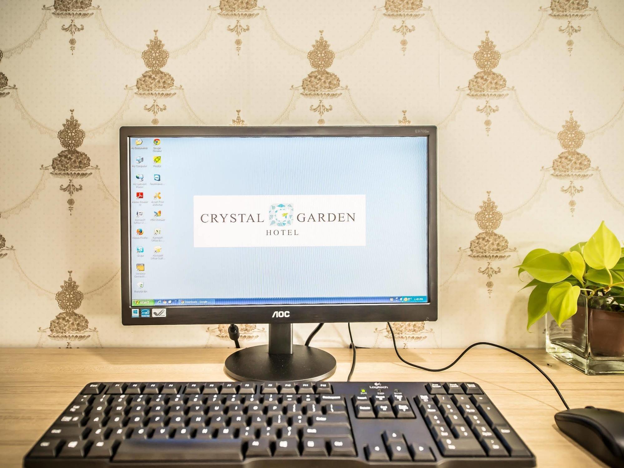 Crystal Garden Hotel Seri Kembangan Exterior foto