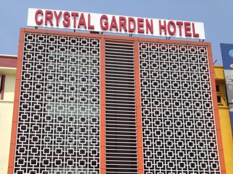 Crystal Garden Hotel Seri Kembangan Exterior foto
